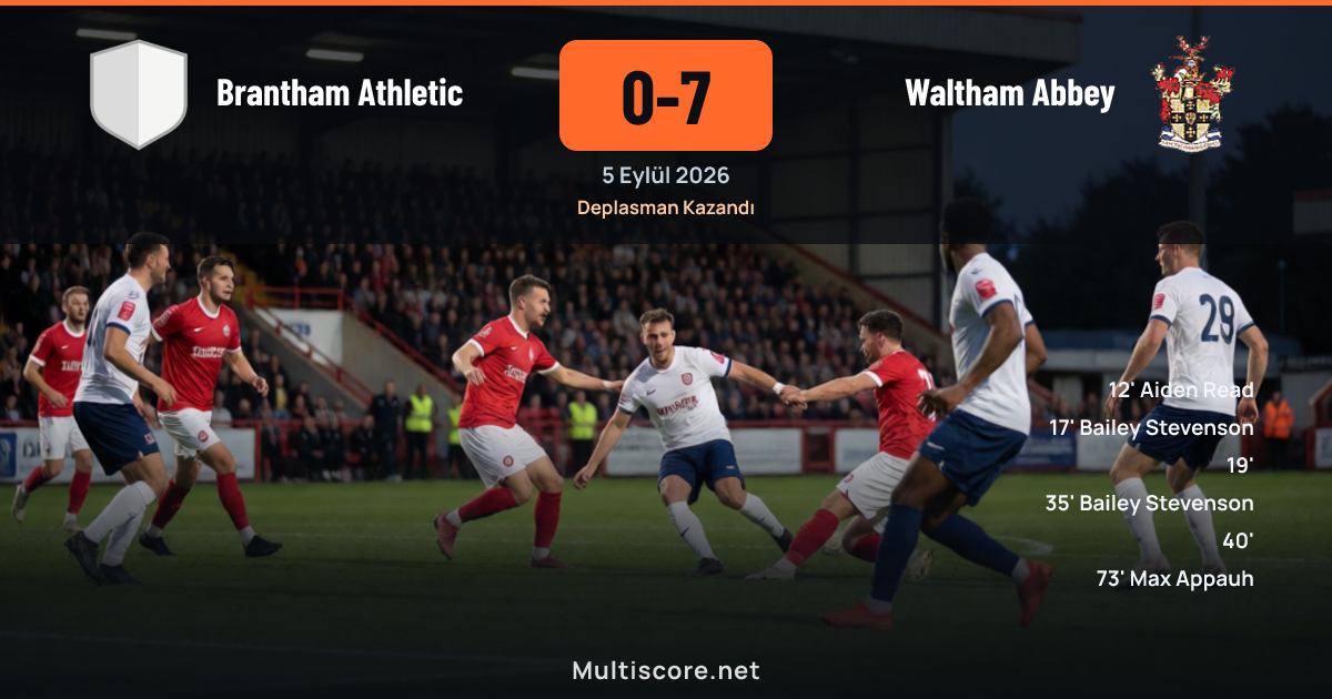 Brantham Athletic ve Waltham Abbey futbolcuları FA Cup maçında mücadele ediyor