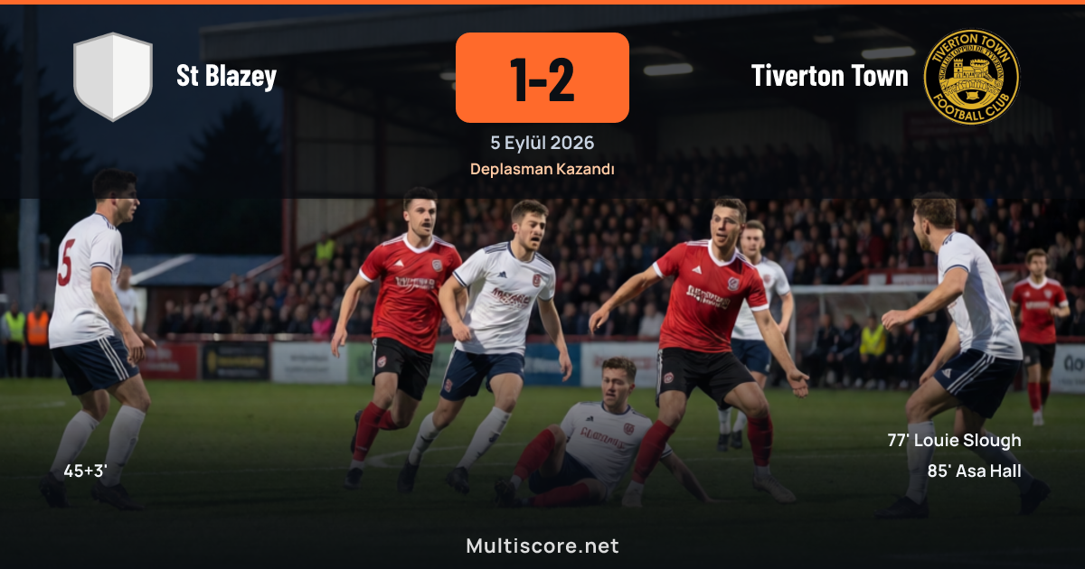St Blazey ve Tiverton Town futbolcuları mücadele sırasında