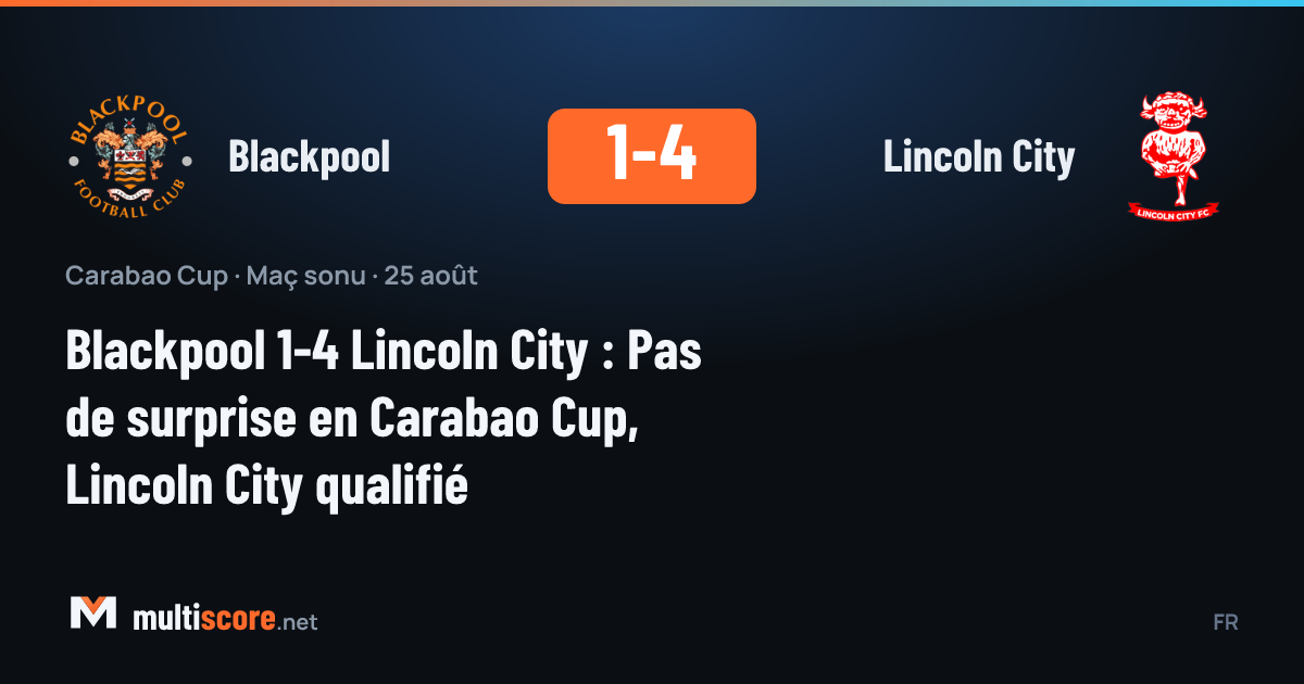 Blackpool ve Lincoln City oyuncuları Carabao Cup maçında mücadele ediyor