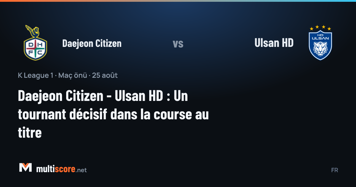 Daejeon Citizen ve Ulsan HD oyuncuları K League 1 maçı öncesi saha içinde
