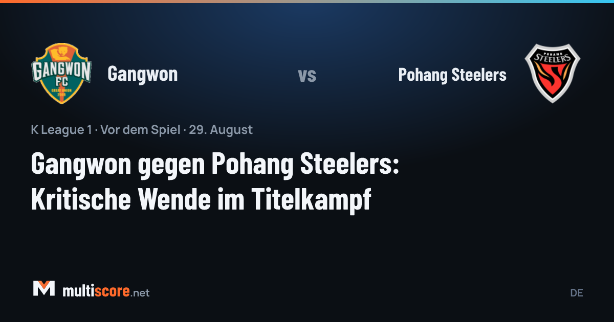Gangwon ve Pohang Steelers oyuncuları K League 1 maçında mücadele ederken