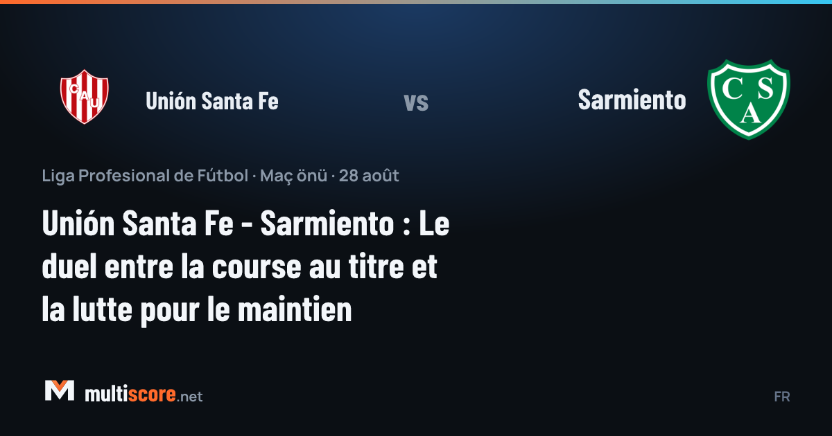 Unión Santa Fe ve Sarmiento futbolcuları maç önünde sahaya çıkıyor
