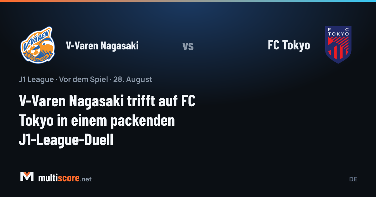 V-Varen Nagasaki ve FC Tokyo futbolcuları J1 League maçında mücadele ediyor